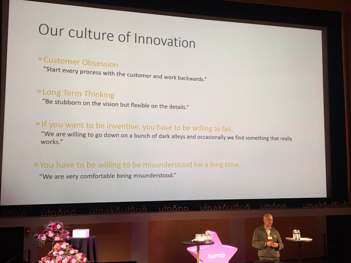 MarikaKojo's tweet photo. Amazonin innovaatiokulttuurista Tuomas Mäkinen #vuodentyonantajabrandi #amazon #yrityskulttuuri https://t.co/vExk5TlkWC