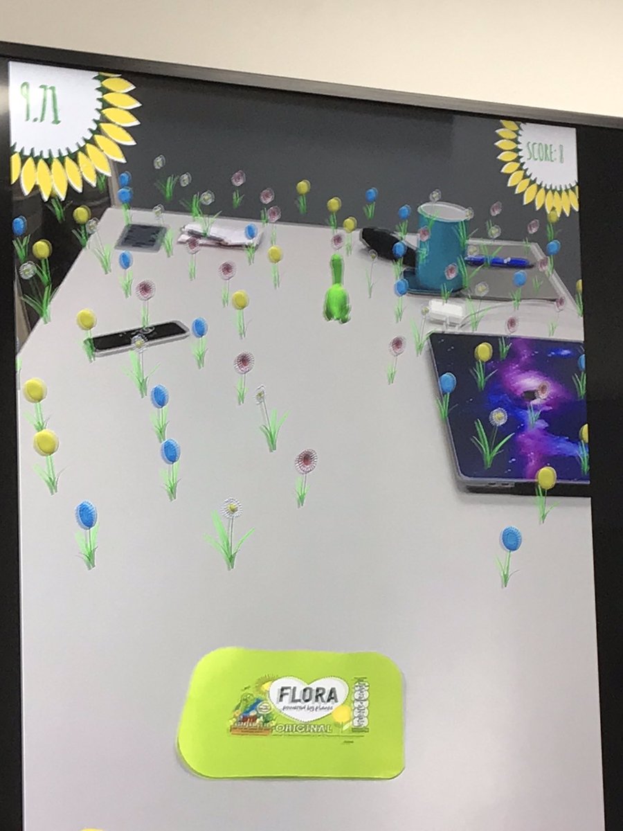Truly_Trident's tweet photo. Team Dream rocking CGI and AR at Tea with Trident with @DeltaCraven @childrensuni
#trulytrident #tridentvolunteering #tridentgivingback #tridentclosetoourhearts https://t.co/GmQ8IalbXi