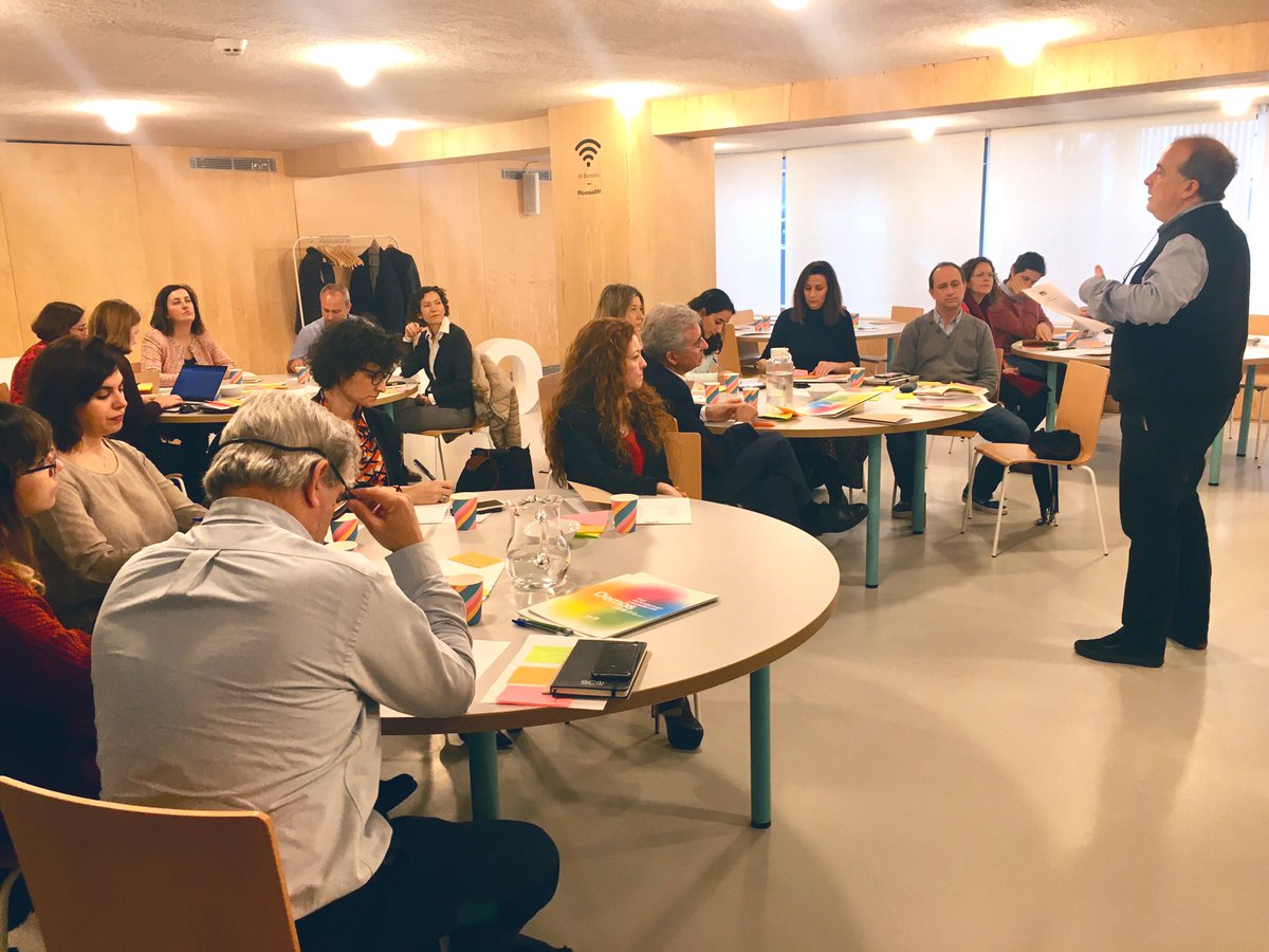 Marietacg's tweet image. La @AEF_fundaciones organiza hoy una nueva reunión para avanzar en ¡¡¡#Demos2020!!! Muchas fundaciones colaborando #alianzas