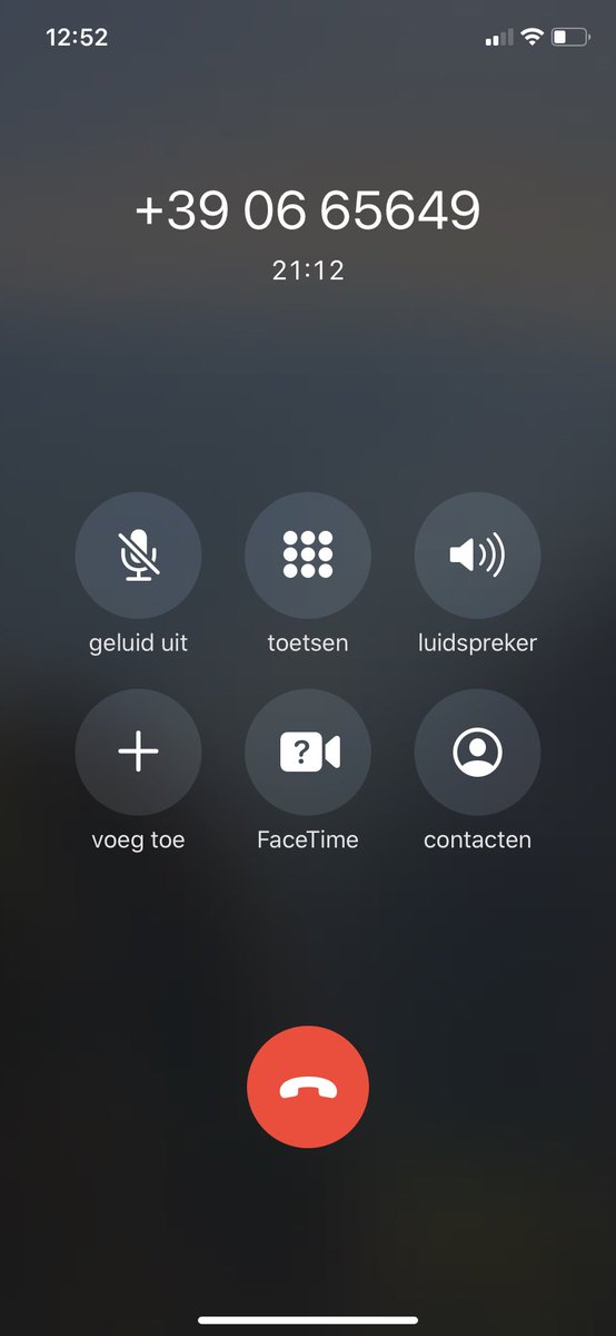 conny_groen's tweet photo. @Alitalia I can’t get a hold of you and have been waiting for over 20 minutes. Can you please respond here to my questions. 1. Please cancel and refund the trip. 2. Provide other destination options for the same price and dates. https://t.co/oawcc90Fha