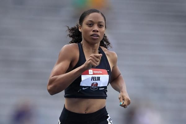 WorldAthletics's tweet photo. “My daughter is a huge motivation, it's kind of shifted my focus completely. I want to show her that you can overcome adversity. I want to show her what hard work looks like, what strong women look like.” @allysonfelix 

#IWD2020 

📰:https://t.co/R4zemabEGc https://t.co/PTFGmhN0wT