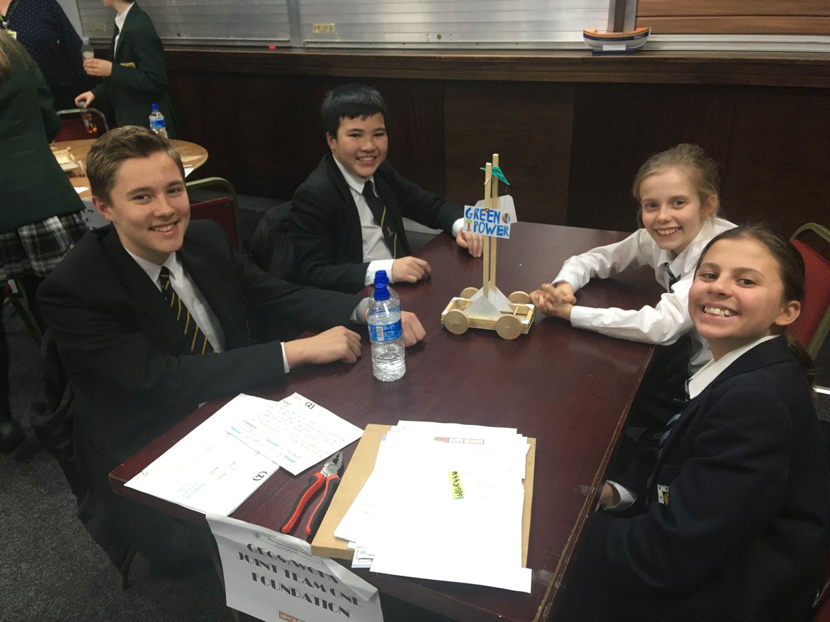 Proud of all our students at yesterday's Annual Rotary Technology Tournament and well done winning teams scooping up 1st and 2nd place trophies in their categories 👋 👋 Read more about their challenge buff.ly/3aCOvYf