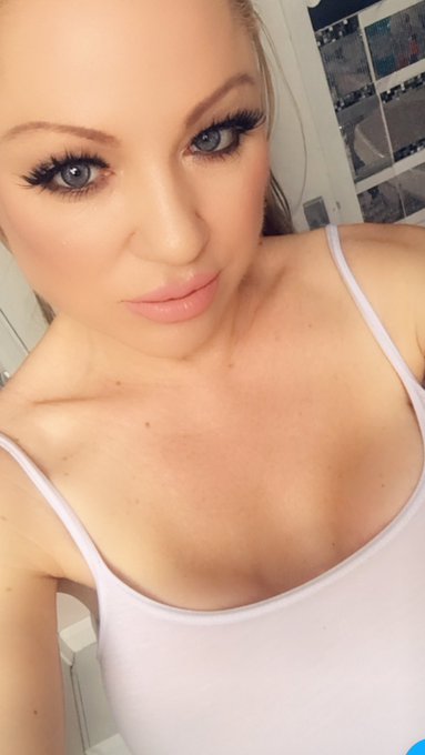 Wishing everyone a lovely Wednesday @darrencbird @welshmike147 @yorkshire_gaz @MrKELVINtheKAV  @Florennes<a class="tags" target="_blank" title="On Twitter" href="/?out=eyJ0eXAiOiJKV1QiLCJhbGciOiJIUzUxMiJ9.eyJpYXQiOjE3MjI0MzIxMzMsImlzcyI6InR3cG9ybnN0YXJzLmNvbSIsIm5iZiI6MTcyMjQzMjEzMywiZXhwIjoxNzUzOTY4MTMzLCJyZWRpcmVjdF91cmwiOiJodHRwczovL3R3aXR0ZXIuY29tL2RhcnJlbmNiaXJkIn0.tqH0IobiFhuq4UBSLYfo0CEBYrFakXsIkJmrm0Jj8AJXTXU0mXmxPb2f7uOVDz3oGnEyVNg98RH27IvPB5kT1Q">@darrencbird</a><a href="/tag/adultwork"class="tags"><span>#adultwork</span></a><a href="/tag/directchat"class="tags"><span>#directchat</span></a>