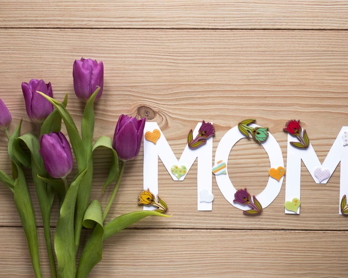 Mother’s Day is just around the corner... so make sure you book now to give your mum the day she deserves! 🍾🌼 

Be quick there's only a few tables left! 🕛
