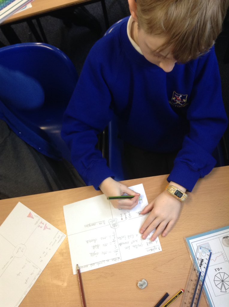 latimerprimary's tweet image. #ClassCM have been looking at different types of fractions. We used this information to make posters which included fractions being written as numerals and words as well as drawing some visual representations! #LatimerMaths