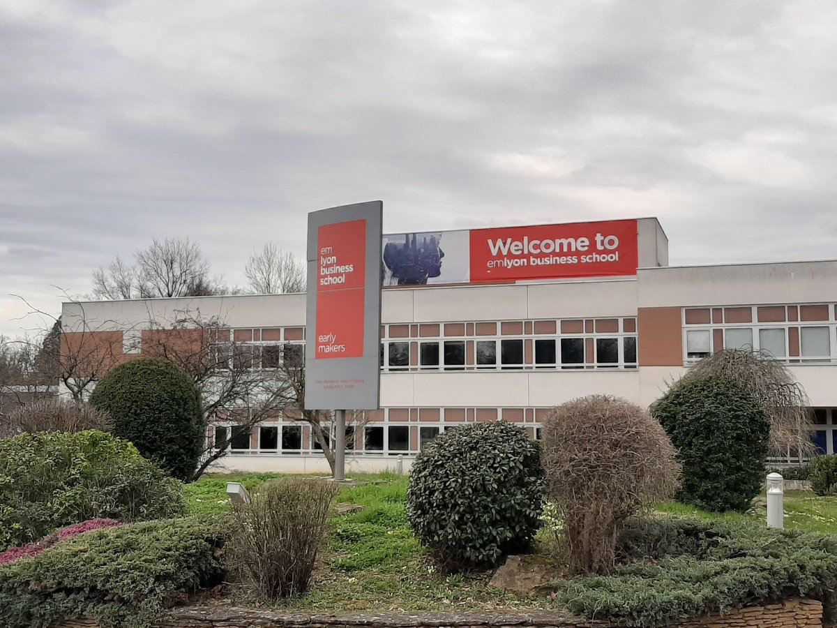 Jérémie POURCHEZ (@pourchez) on Twitter photo Nice exchanges 👍🏻 for the last "Omics & Nanotechnologies" course with international students 🌎 of the MSc in Health Management & Data Intelligence, a new program 🎓 <a href="/EMLYON/">emlyon business school</a> <a href="/MINES_StEtienne/">MINES Saint-Étienne</a> to develop the digital skills 💻 to take up the challenges of today's health sector 🏥 Nice exchanges 👍🏻 for the last "Omics & Nanotechnologies" course with international students 🌎 of the MSc in Health Management & Data Intelligence, a new program 🎓 <a href="/EMLYON/">emlyon business school</a> <a href="/MINES_StEtienne/">MINES Saint-Étienne</a> to develop the digital skills 💻 to take up the challenges of today's health sector 🏥