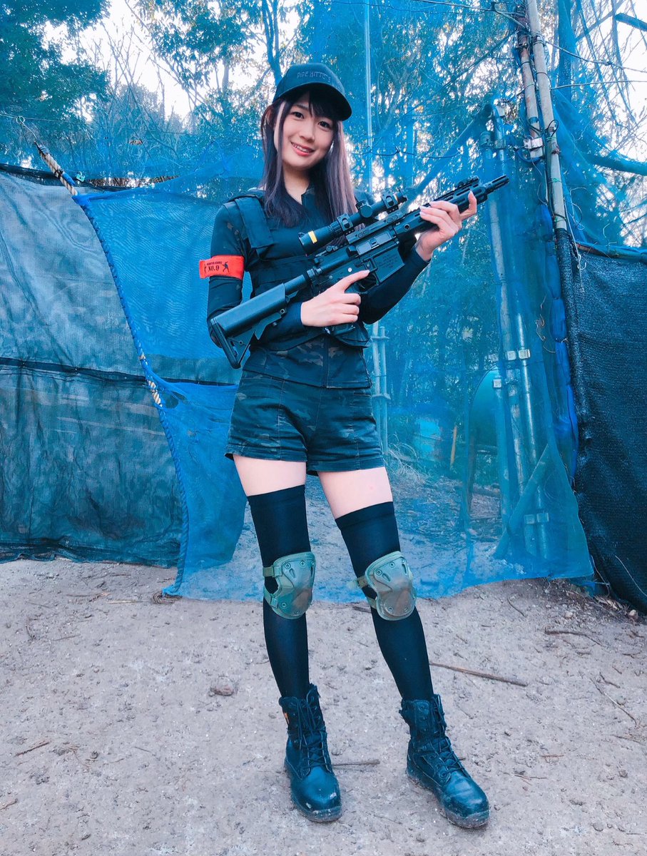 Sori 基本的には ニーハイ 冬でも暑くなったらすぐ脱げるようにズボンの下にニーハイ履いてますw そして軽装 サバゲー女子の装備紹介 Sori 基本的には ニーハイ 冬でも暑くなったらすぐ脱げるようにズボンの下にニーハイ履いてますw そして軽装 サバゲー女子の装備紹介