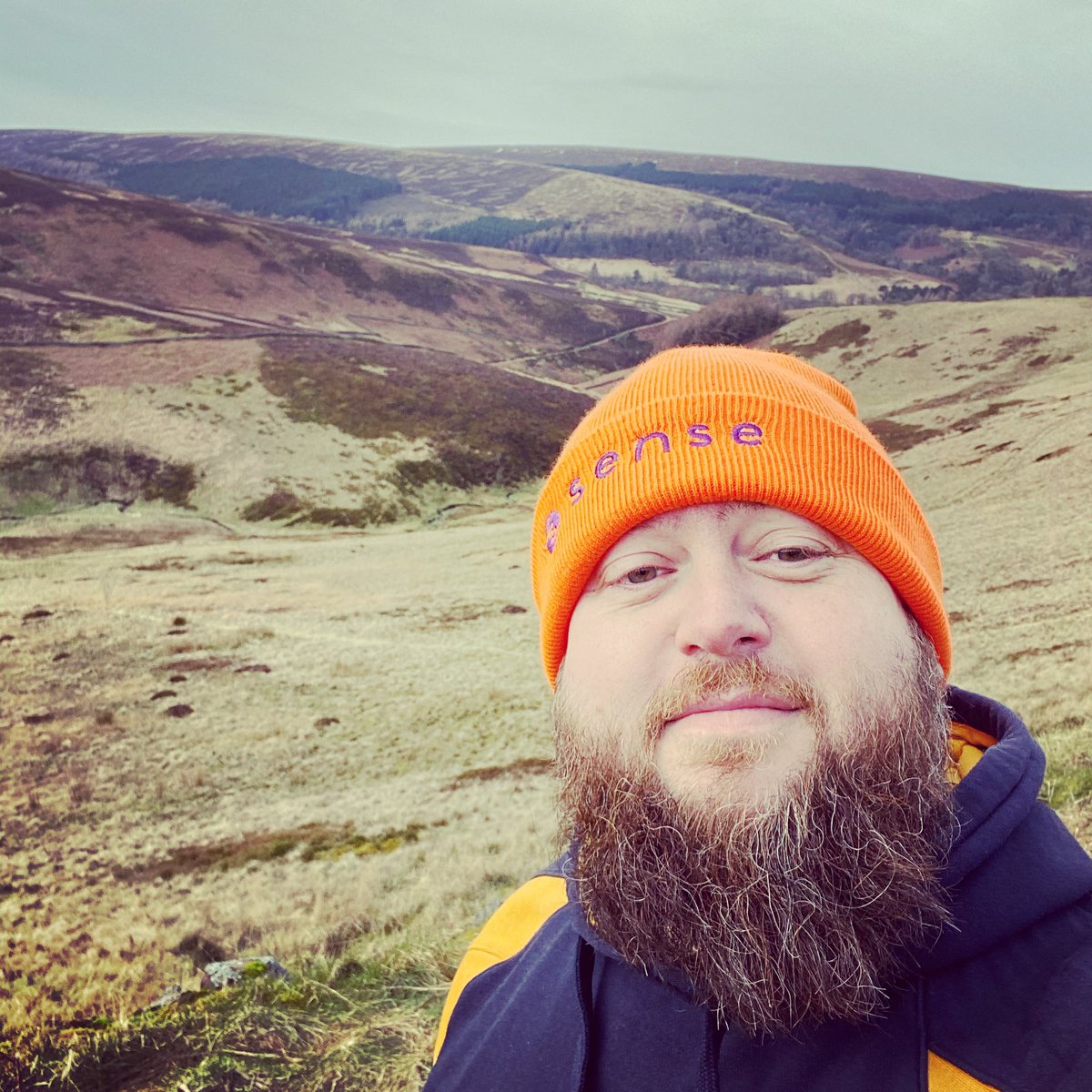 Another day another #SenseHatSelfie out <a href="/LondonMarathon/">TCS London Marathon</a> training. If you are feeling generous and can spare a £ both <a href="/sensecharity/">Sense</a> and I would be most appreciative justgiving.com/timbo2020 #vmlm #vmlm2020 @SenseEventsTeam #runforsense #beardy #LondonMarathon2020