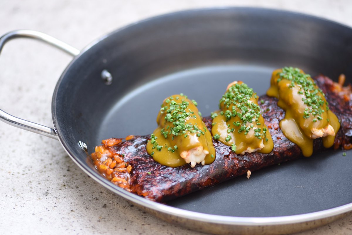 Spanish «Socarrat» Paella ❌⭕️ with Wok flamed langoustine 🔥 and Peruvian Lime Salsa 💥
Make your Reservation and Taste it‼️👉 streetxo.com/london/reserva…

#StreetXO #CircusXO #RockingMayfair #ExpectTheUnexpected #LondonRestaurants #LondonBestRestaurants #BestChefs #DabizMuñoz