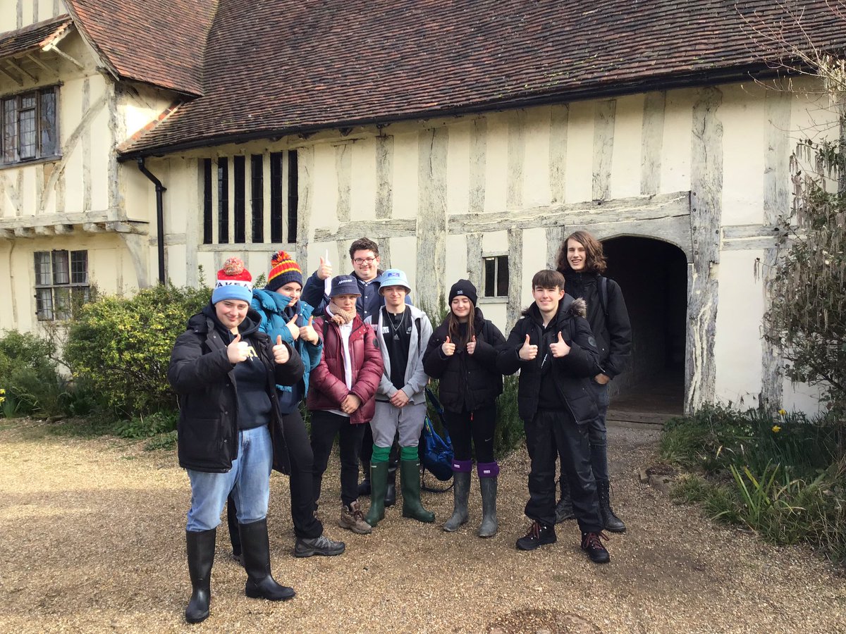 St Chris Senior School tweet media