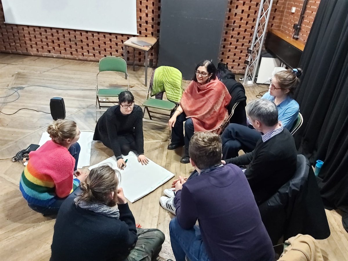 Fantastic session on 'Free Speech' discussing power relations &amp; who gets to be heard with @GKBhambra <a href="/DrAliceCorble/">Rebellibrarian</a> @Mookron Not determining limits of free speech, but come to an understanding of how we might decide these limits <a href="/StrikeSussex/">Sussex Supports the Strike</a> <a href="/sussexucu/">Sussex UCU</a> <a href="/USSbriefs/">USSbriefs</a> #UCUstrikesback