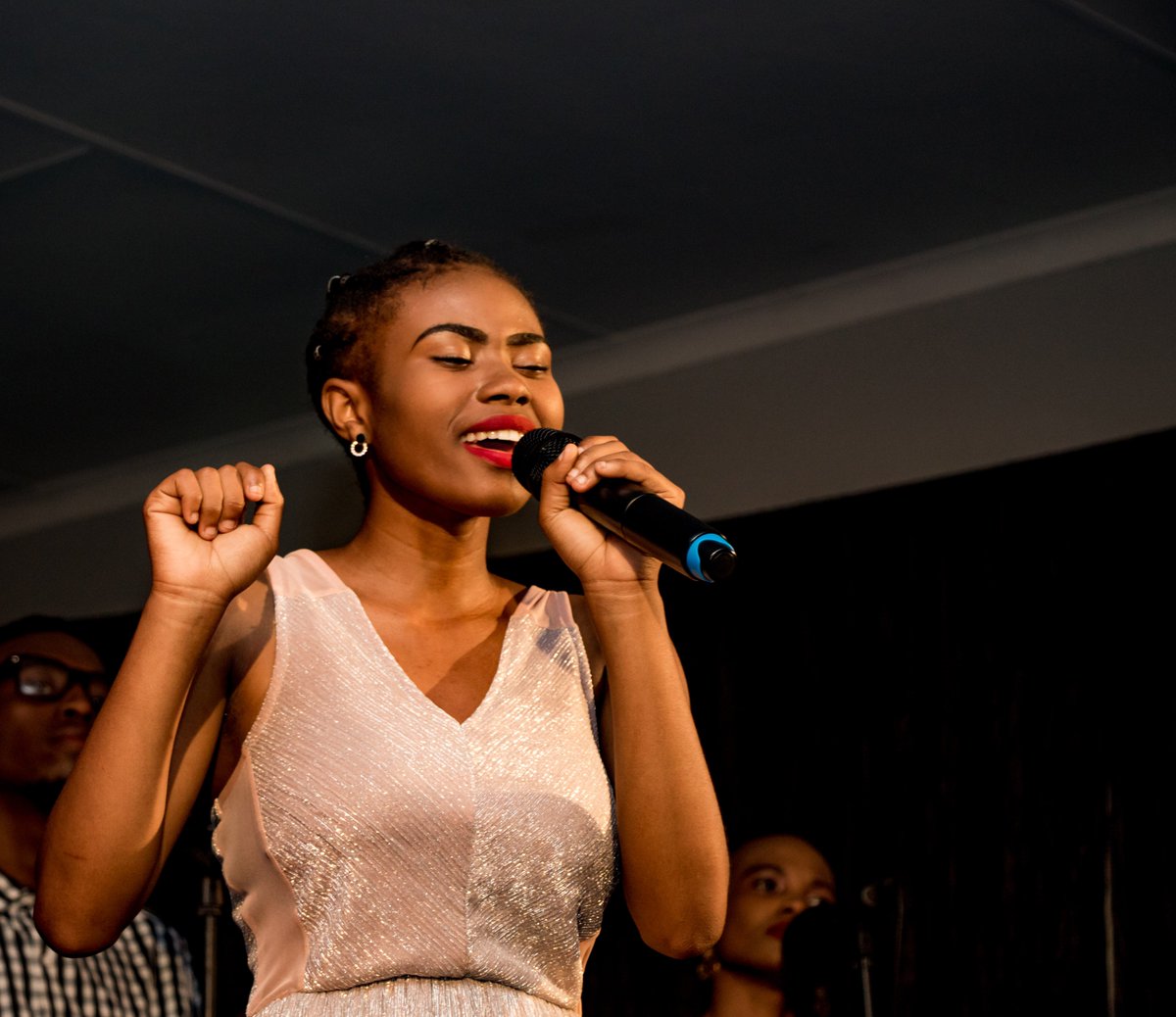 ChoirInflame's tweet photo. Whatever life throws our way, we are always assured that God is on the throne! #KingOfMyHeart #FaithfulGod #inflamechoir #internalchange #eternalchange https://t.co/ktkvPNKaCS