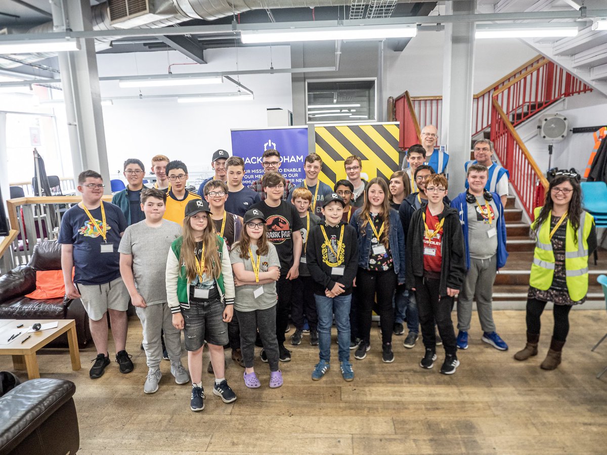 Create_Oldham's tweet image. Oldham #YouthHack is back for the second time in just a few weeks. Tickets are still available for a weekend of problem solving. Sign up here eventbrite.com/e/oldham-youth…
#oldhamhour