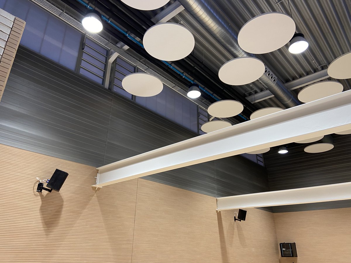 ventanasuin2's tweet image. Ventanas uin2.1 motorizadas y manuales para diferentes espacios del complejo deportivo y cultural Can Vidalet de Esplugues del Llobregat. #uin2 #lamasgiratorias #ventilaciónnatural #arquitectura #polideportivo #obranueva