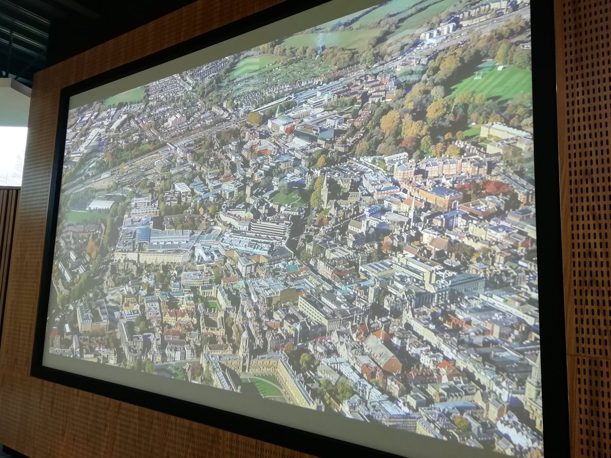 All set for Yr10 <a href="/RadleyGeography/">Radley College Geography</a> field trip to Oxford.

Making order out of a complex environment.

#urban
#fieldwork
#thinking
#askingquestions