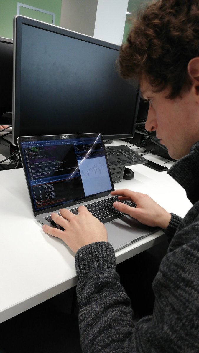 jarnedemunter's tweet image. @AKamoen likes his text dirty #SMWA2020 #lecture5 #VoteForBernie