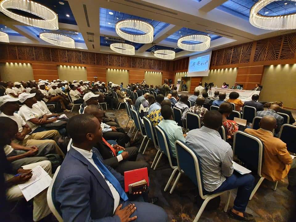 CongoUnfpa's tweet image. #HappeningNow
Point de presse consacrant le lancement de la cartographie censitaire 🇨🇬
La Min en charge du plan/statistique présence des membres du gouv et des PTF face à la presse pour faire le point des activites du #RGPH5 et lancer officiellement le cartographie censitaire.