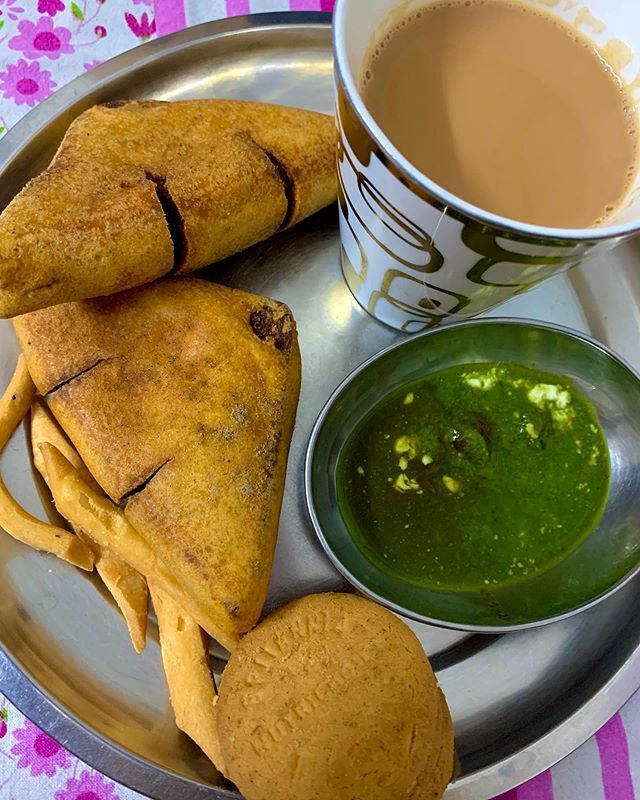 bhukkadbros's tweet photo. Ek khaas dost ki special demand par
😋😋😋😋
.
.
.
.
YOU GUYS ARE AWESOME 🧡🤍💚
Follow us now @bhukkadbros ♥️
Follow us now @bhukkadbros ♥️
Follow us now @bhukkadbros ♥️
.
.
.
#bhukkadbros
#paneertikka #dosanddonts #dosa #dosantos #instalike #momof… https://t.co/P7ftF2CUra https://t.co/oOFaBkYUx7