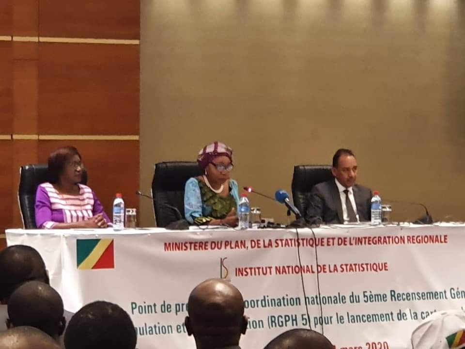 CongoUnfpa's tweet image. #HappeningNow
Point de presse consacrant le lancement de la cartographie censitaire 🇨🇬
La Min en charge du plan/statistique présence des membres du gouv et des PTF face à la presse pour faire le point des activites du #RGPH5 et lancer officiellement le cartographie censitaire.