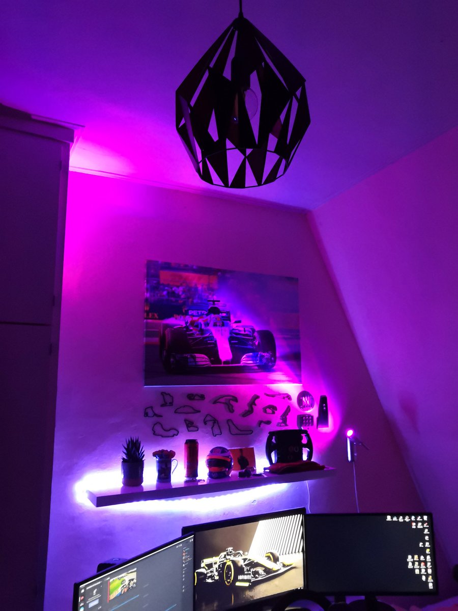 cllm75's tweet photo. #Setup2020 #SimRacing
@ProSimu @TMThrustmaster @fanatec https://t.co/VM1JR0sGHu