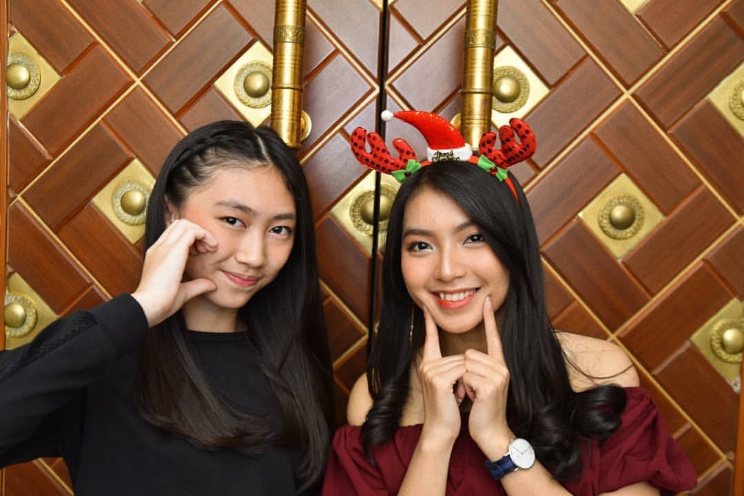 Selain bersama Ci <a href="/N_ShaniJKT48/">Shani Indira</a> , <a href="/C_JessiJKT48/">Jessica Chandra</a> juga pernah membawakan Unit Song Wagamama na Nagareboshi tersebut bersama Kak <a href="/itskindavienny/">Ratu Vienny</a> dan Ci <a href="/S_GraciaJKT48/">.</a> 💛

<a href="/_JKT48TeamKIII/">JKT48 Team KIII</a> 
@K3Alliance 
#K3SakaAga2i