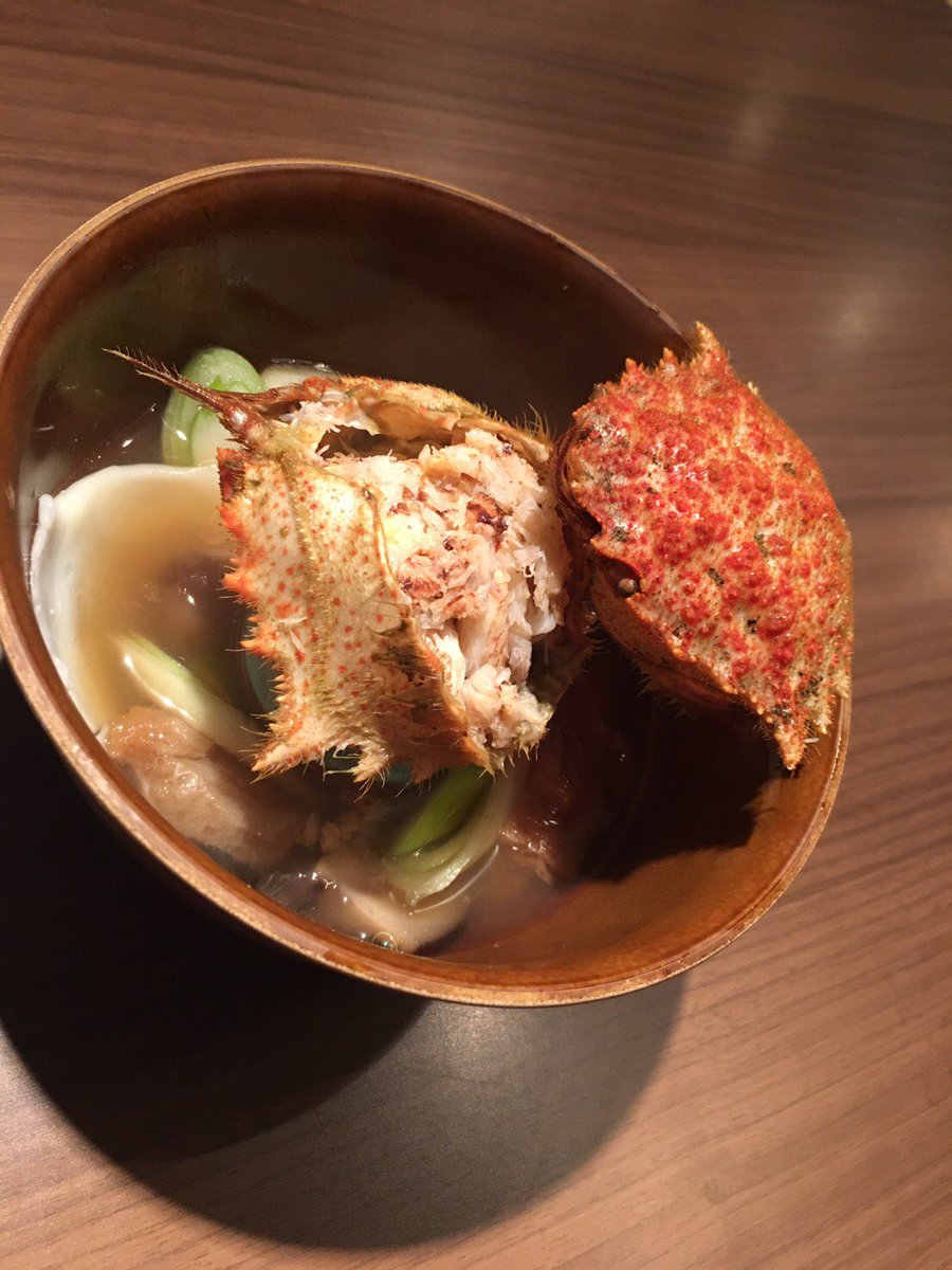 shimoakagenki's tweet photo. クリガニ入り、はっと汁。580円
甘えび、鯛の昆布じめ。
うに食べ比べ。
スルメイカの肝バター焼き。
刺身用鯵でアジフライ。
などオススメです。
#源希　#下赤塚　#カニばっと  #甘エビの昆布じめ  #サクラエビのおにぎり #地酒好きと繋がりたい  #海鮮居酒屋  #練馬区グルメ  #魚料理　#東武東上線沿 https://t.co/2GqiAvSQyK
