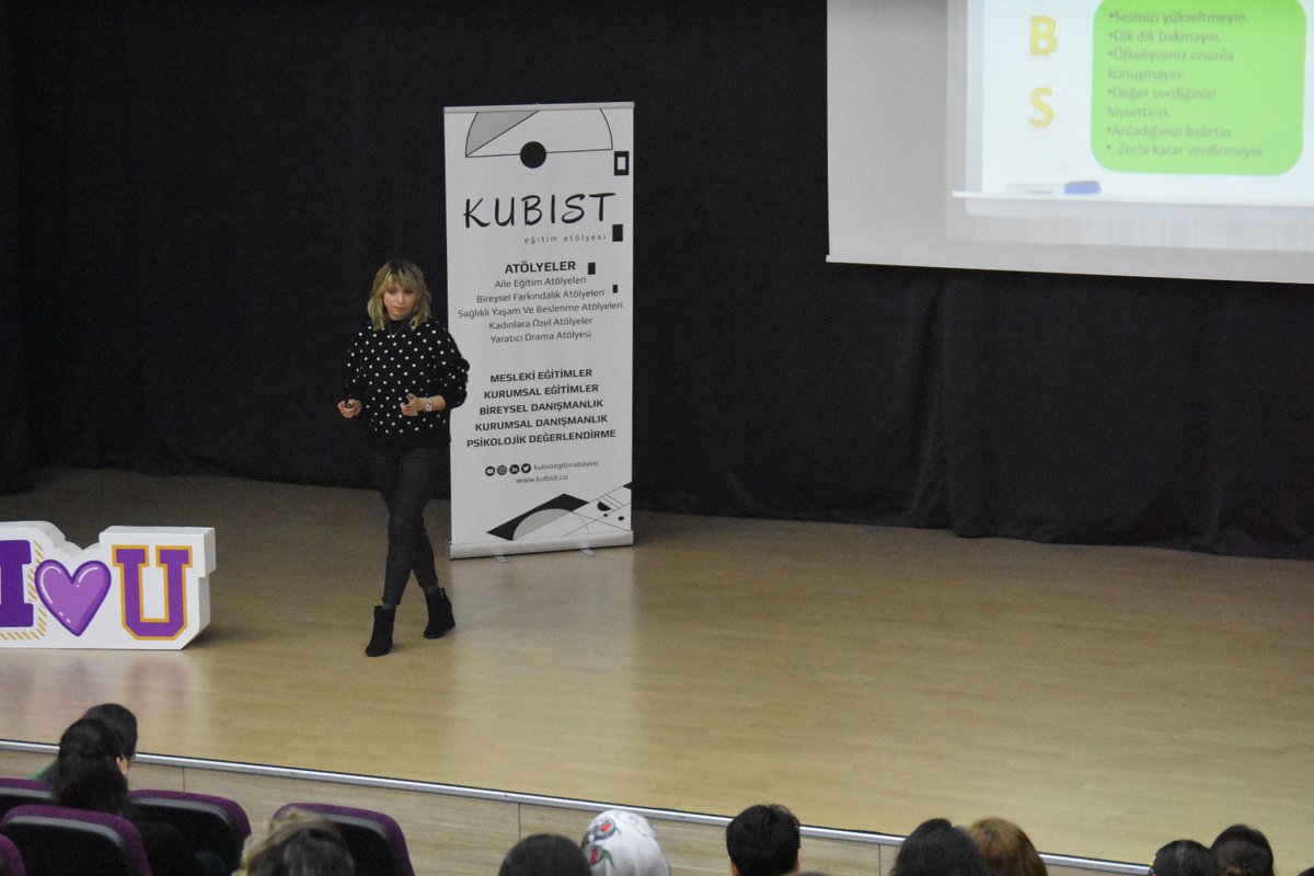 kubistofficial's tweet photo. 29 Şubat'ta Uğur Okulları Kartal Kampüsü'nde Çocuğunuz Hangi Renk seminerini gerçekleştirdik. Kurucumuz Uzman Klinik Psikolog Özlem Ünde, Eğitmenimiz Uzman Klinik Psikolog Nihal Değirmenci, Masal ve Hikaye Anlatıcısı Nesrin Demirpolat'ı dinledik. https://t.co/0KWYpOmrRn