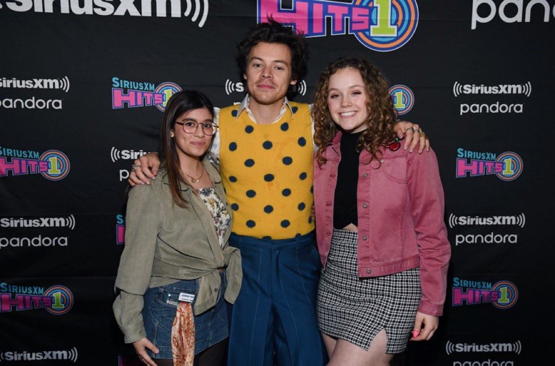 #PICTURES|| Harry avec des fans en backstage à la Sirius XM Secret Session! (28/02/20)