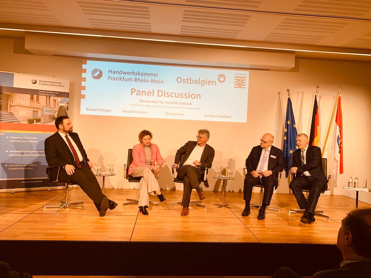 HEBerlinEuropa's tweet photo. Mark Weinmeister @mattium and #Handwerk President Ehinger @HWK_RheinMain in #Brussels Dual vocational training is part of the #DNA of the social market economy with @nicolabeerfdp Minister Mollers #EasternBelgium in #staterepresentation #Hessen https://t.co/uXd1ET2LvP