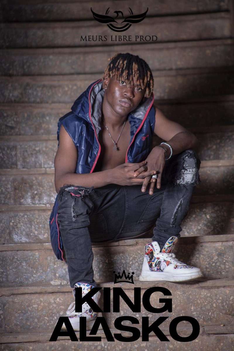 Generation224's tweet photo. DIMÉ WO PREPARÉ GUI 19 AVRIL ESPLANADE MA WON KHA FA FAYA SA 💥
Pré-Vente : 20.000 FG
Jour J : 25.000 FG
CONCERT DIMÉFAN NÖMA Signé Meurs Libre Productions #Dimefannoma #Nabalankhi #Yetekanna #BonbonKolon #FayaNaFafé #MLPYOUTH @segadiallo @Mlle_Doumbouya @NatmoLick @serekounti https://t.co/PeXJ7Sk2Cd