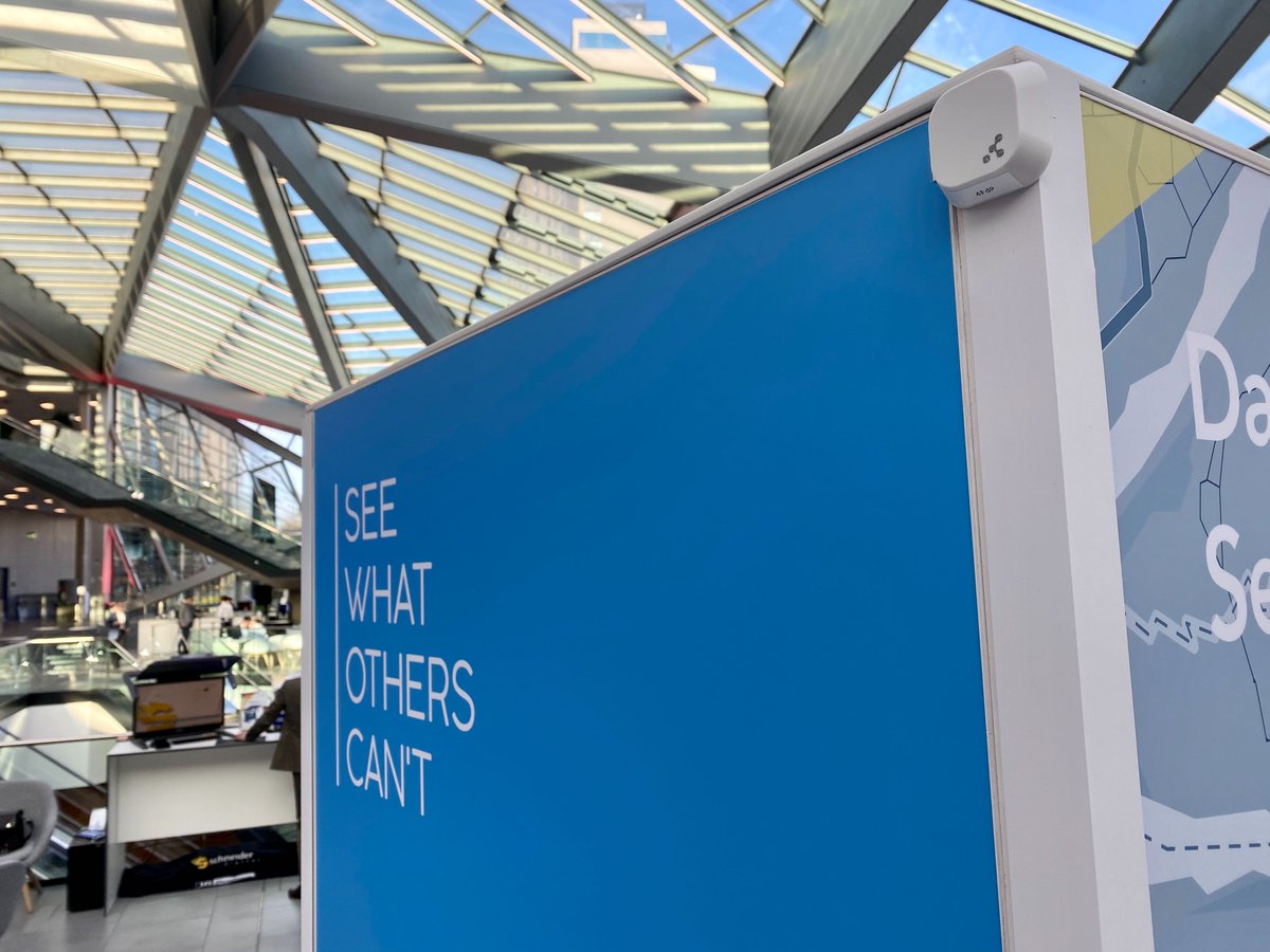 Have you noticed the BLE Beacons installed throughout the #EsriKon venue? Download the ArcGIS Indoors app and test-navigate through the WCC Bonn in real time!