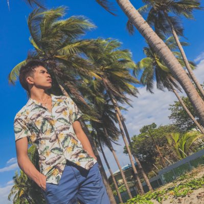 Aelien69's tweet photo. chasing the sun ☀️ https://t.co/ASZ1oM0Cuy