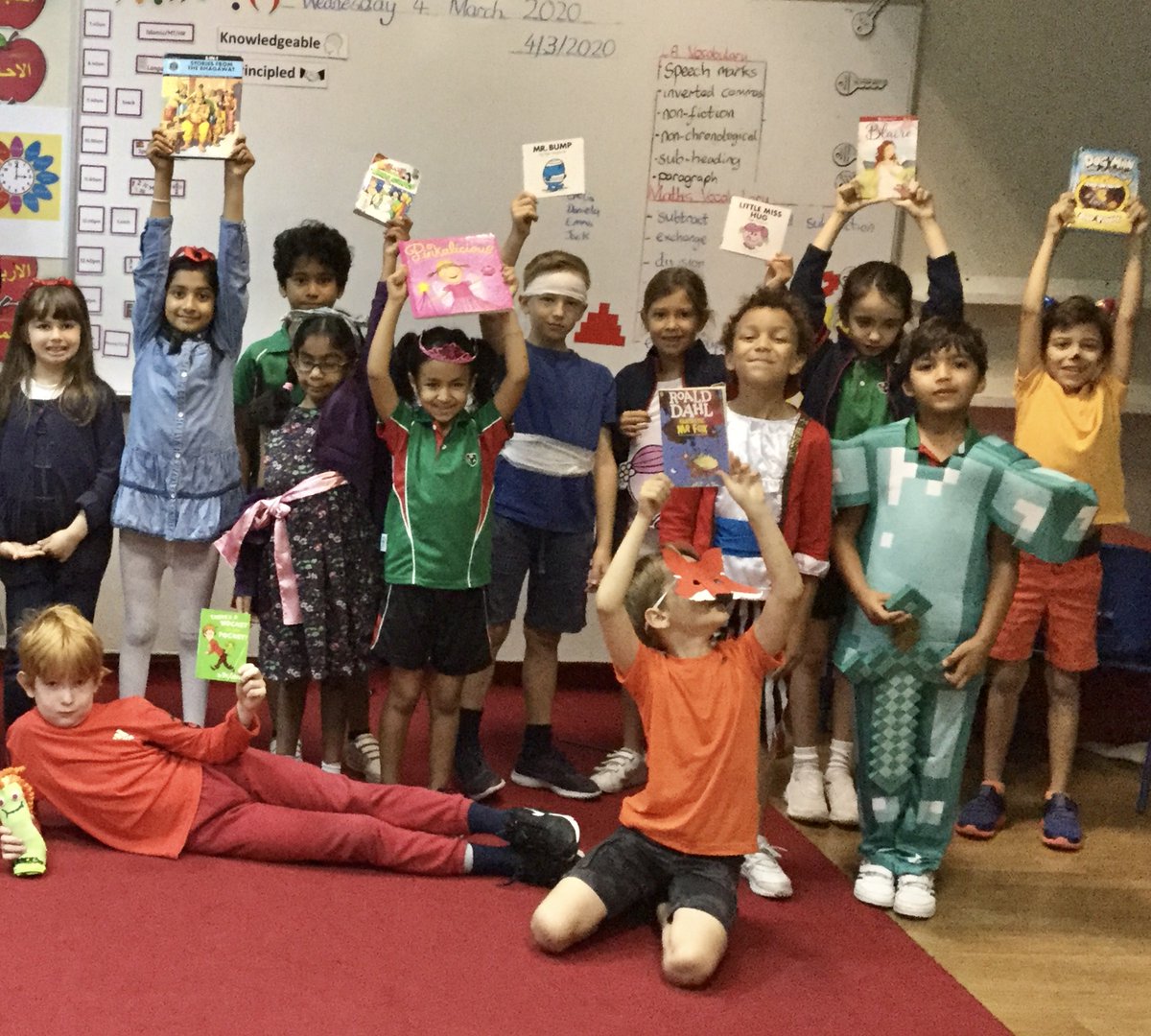 DIA_Year3's tweet photo. Children in Y3 celebrating their love of reading by dressing up as characters from their favourite books for World Book Day 2020. #WorldBookDay2020 https://t.co/icbdKcQahc