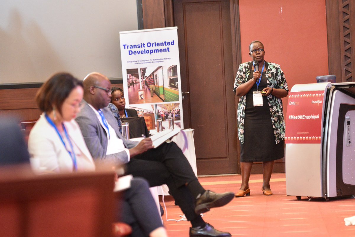 HousingUrbanKE's tweet photo. Various counties including Kisumu,Kaimbu,Machakos, Kajiado and Nakuru sharing their experiences on how they are planning to undertake the #affordablehousingke programme and challenges they are experiencing in implementing the agenda .| #LiveableCitiesKE #TDD https://t.co/3Ew63ZnaC1
