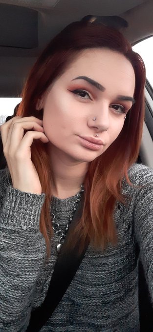 New hair color 😊 https://t.co/OY3tlrunD8<a href="/tag/camgirl"class="tags"><span>#camgirl</span></a><a href="/tag/chaturbate"class="tags"><span>#chaturbate</span></a>