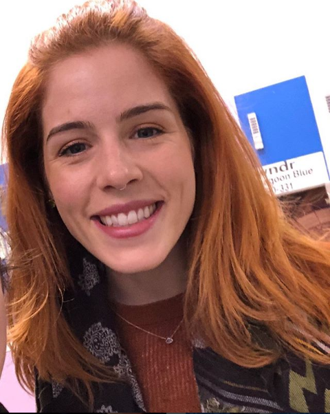 GreekEmBetts1's tweet photo. Redhead beauty. #emilybettrickards https://t.co/47TFhhsBWv