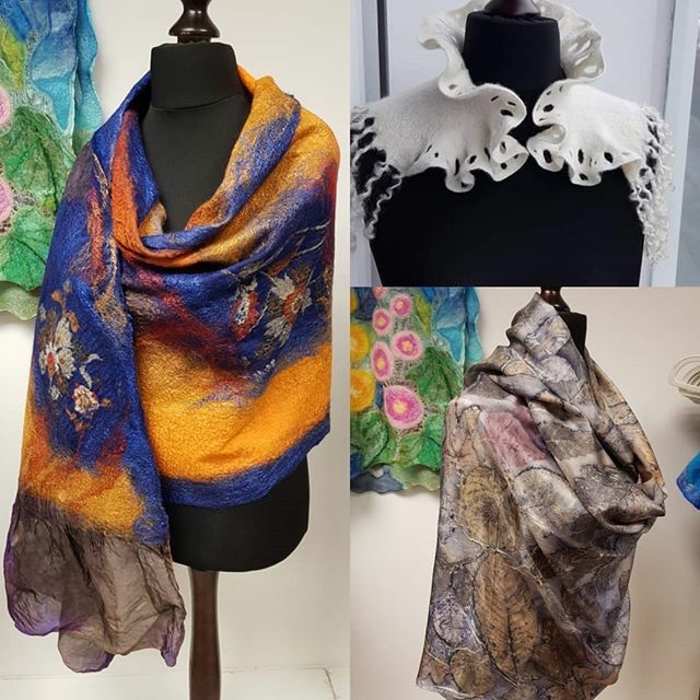 @lilleyfelt is with us for the first time this year on Stand Q1 with Ewe Spinning me a Yarn. Displayed here are some of her felt work and an eco dyed wrap.
.
.
.
.
.
.
.
#wonderwoolwales2020 #woolshow #fibreshow #knittingshow #feltlove #feltcouture #made… ift.tt/2Tld3Pp