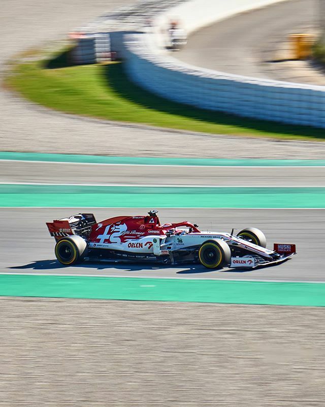 MotorDeGP2's tweet photo. Kimi Räikkönen / Alfa Romeo C39
.
.
#F1 #Formula1 #F1Testing #KimiRaikkonen #AlfaRomeo #Ferrari #Iceman #Kimi #Raikkonen #Motorsport #Racing #Racecar #F1Photographer #photography #AlphaMovementES #SonyAlpha #MirrorlessCamera #Formule1 #FormulaOne #Formu… https://t.co/Upg3O8mPPo https://t.co/yD6TtFyei0
