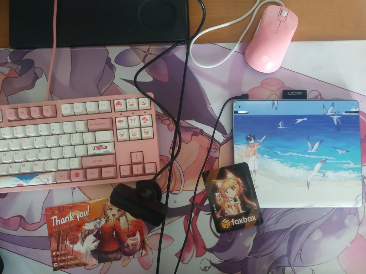 uutsuko's tweet photo. i love you @foxboxio https://t.co/wxzJPV1meM