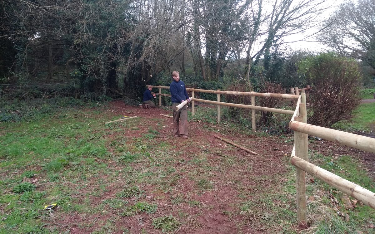 CockingtonPark's tweet photo. Our ranger team have been in Cockington this week repairing the fencing around the play park. All done. Good job! #allinadayswork #meetthetrust #gettingspringready https://t.co/n8sBiNv8Br