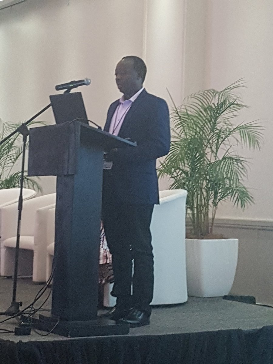 NtawSeleman's tweet photo. At #evidence4NCDs : NCD symposium @Cebha01 and @Uni_Rwanda team ^Ass. Prof. @DKTumusime
presenting on Population Level Intervention targeting Risk factors of NCDs/ Situation Analysis.
#evidence4NCDs @RulisaS https://t.co/1ebYtUBEZE