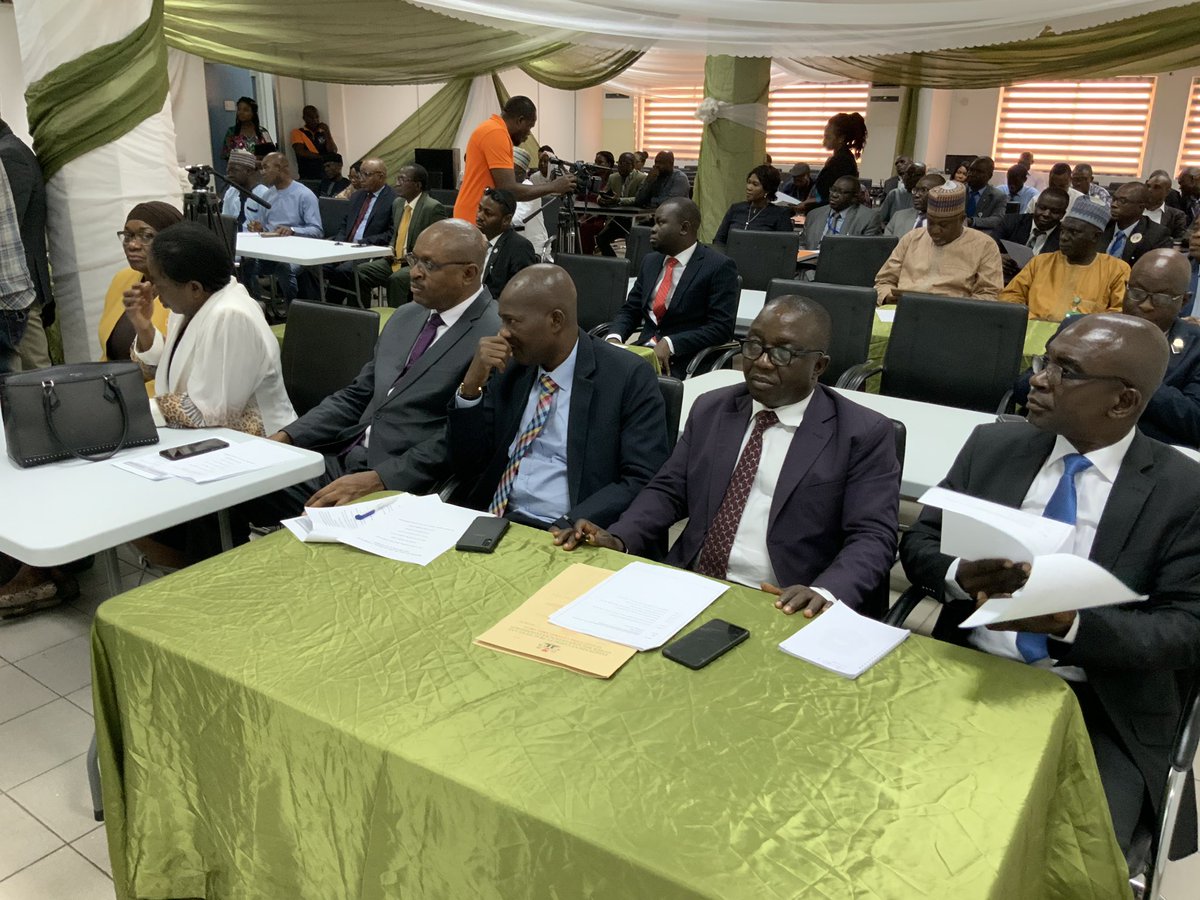 icpcnigeria's tweet photo. Happening now: ICPC, Office of the Auditor-General for the Federation sign Memorandum of Understanding (MOU) for partnership.
#DoTheRightThing #IntegrityPays https://t.co/cdNm71RlwA