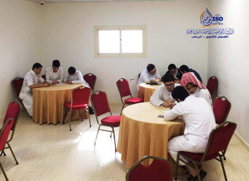 faysalya_school's tweet photo. من فعاليات مشاركة طلاب ثانوية الفيصلية بالرحاب
أولمبياد الفيزياء 1441هـ
بمدارس نبع المواهب الأهلية

كل التوفيق والنجاح لأبنائنا الطلاب

@privateedu12

@OCJEDU https://t.co/VaulwGFkBz