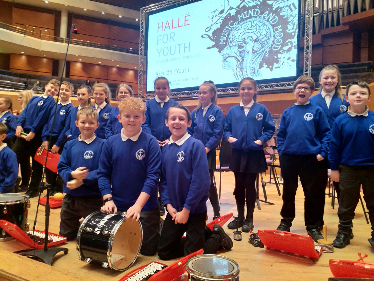 the_halle's tweet image. Welcome to @stlukesce from #Rochdale! They'll be performing @BridgewaterHall as part of #HalléforYouth Concert 3 today with principal percussion Dave and 2nd horn Matt. Go team St. Luke's!