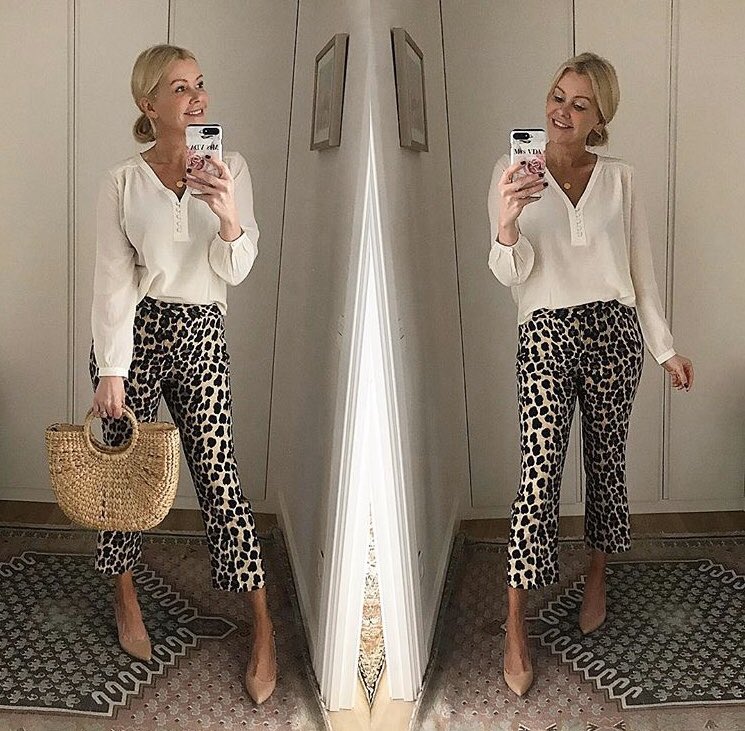 Betsyandfloss's tweet photo. Super styling of our gorgeous Ischia basket bag π₯°
π·@thesummermama
#styling #superstyling #bloggerstyle #basketbag #springfashion https://t.co/l1m2X9CD2M