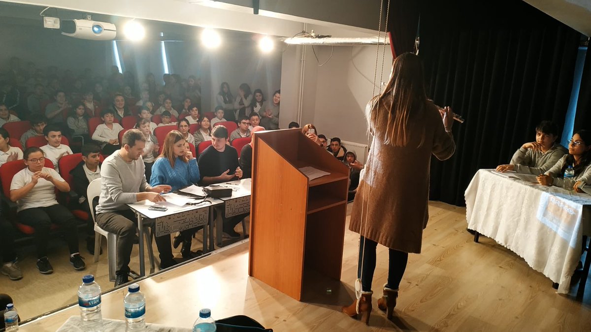 Okulumuzda sınıflar arası Münazara turnuvası yapıldı <a href="/Sariyer_MEM/">Sarıyer İlçe Millî Eğitim Müdürlüğü</a> <a href="/istanbulilmem/">İstanbul İl Millî Eğitim Müdürlüğü</a> <a href="/tcmeb/">Millî Eğitim Bakanlığı</a>