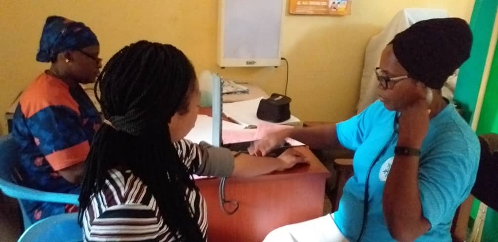 wellbeingafrica's tweet image. The birth environment is crucial to preventing infections. Good hygiene at birth reduces risks of infection &amp;amp; also impacts on the need for antibiotics &amp;amp; the emergence of resistance. Health workers play a crucial role in maintaining hygiene. #WASHWednesday #teachclean #Covid_19