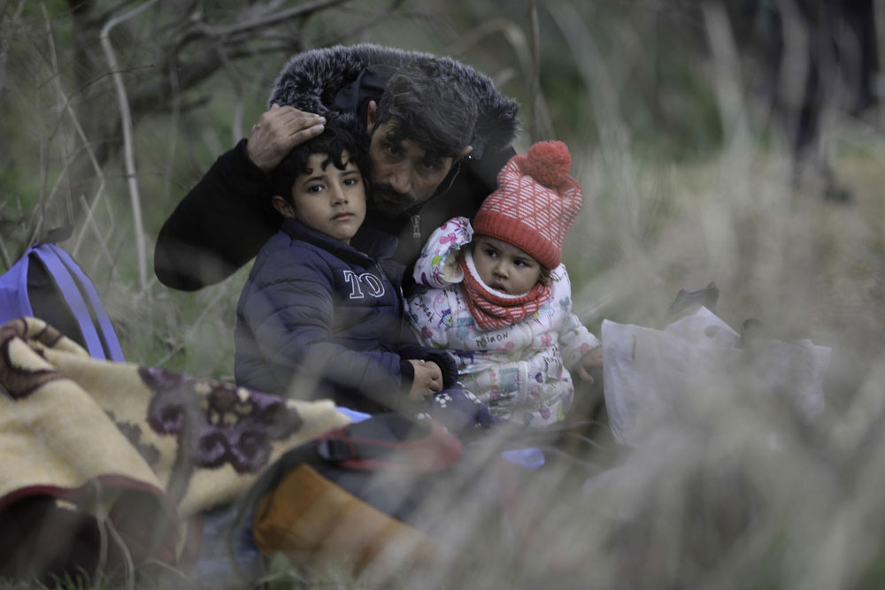 unicef_es's tweet photo. Ahora es el momento de que todos los países involucrados defiendan sus compromisos internacionales de proteger a los niños frente a la violencia y el daño, sin importar quiénes son o de dónde vienen https://t.co/2N9VSNkSkF https://t.co/z4SIJTpg9z
