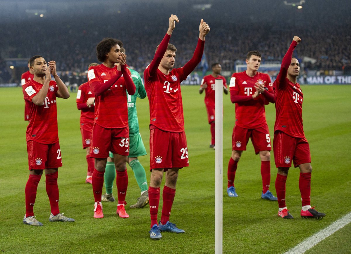 Großes Kompliment an die Mannschaft! Die Jungs haben das gegen #S04 souverän gemacht und sich mit dem verdienten Einzug ins Halbfinale des <a href="/DFB_Pokal/">ysen</a> belohnt. <a href="/FCBayern/">FC Bayern München</a> #MiaSanMia