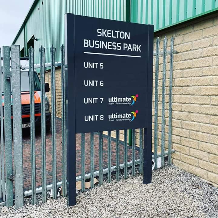Space3Creative's tweet image. A recently completed post sign for @Ultimate_Office in Skelton Business park in Cross Hills near Keighley
#postsign #signage #sign #signmaker #signmakeryorkshire #yorkshiresignmaker #skeltonbusinesspark #keighley #crosshills #shipley #saltaire #space3 #space3creative